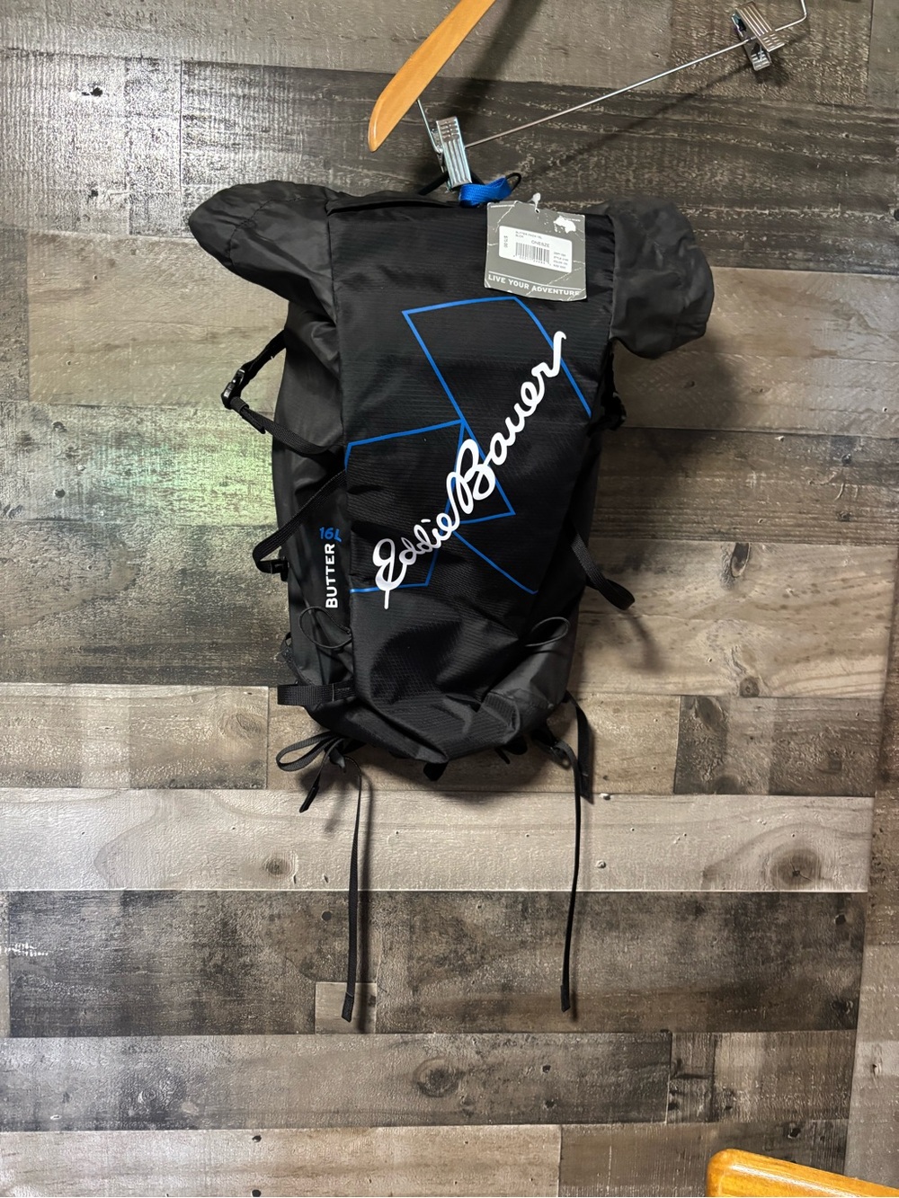 NWT Eddie Bauer Black Butter Pack 16L Backpack with Blue Accents